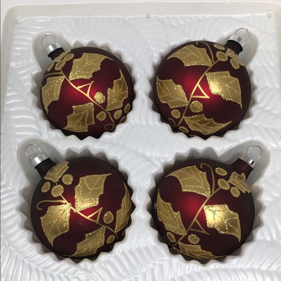 Christmas Trimmeries by Bradford Hand Decorated Glass Ornaments Box Of Four - Picture 1 of 8
